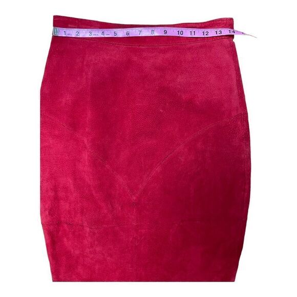 Vintage Women G -III Red Suede Leather Pencil Skirt Size 11 Sexy Buttons On Back - Picture 3 of 8
